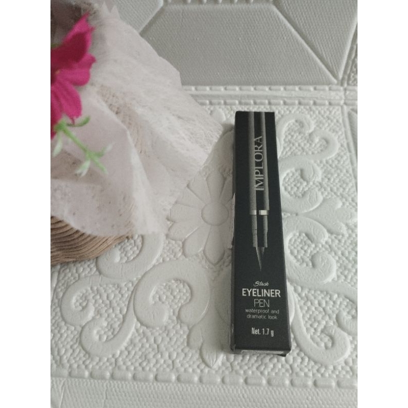 Implora black eyeliner pen