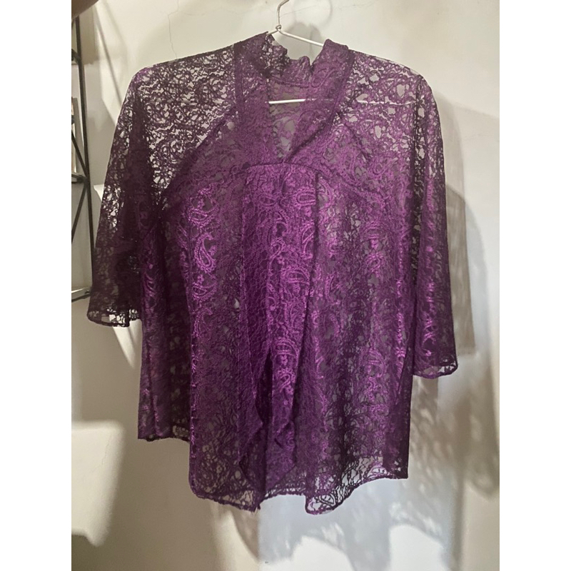 Preloved LUARAN KEBAYA MODERN