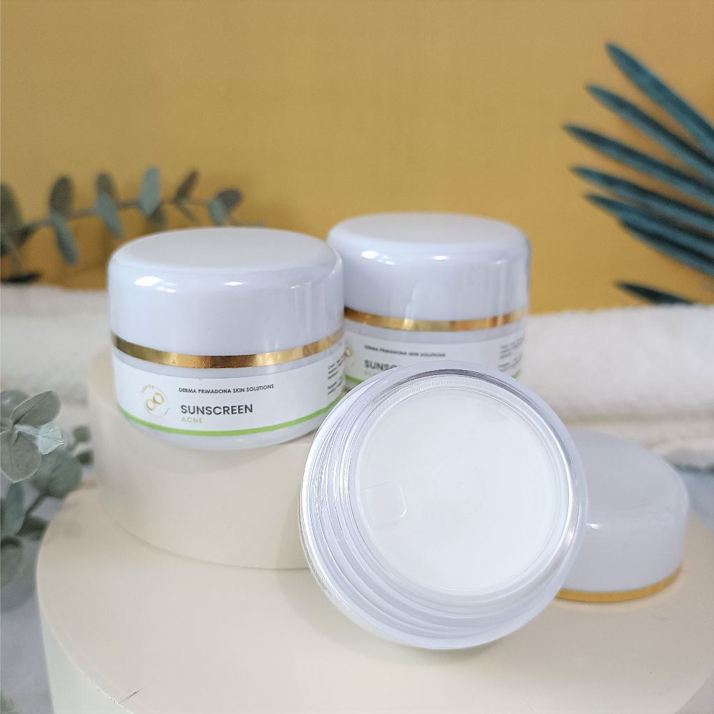SUNSCREEN ACNE
