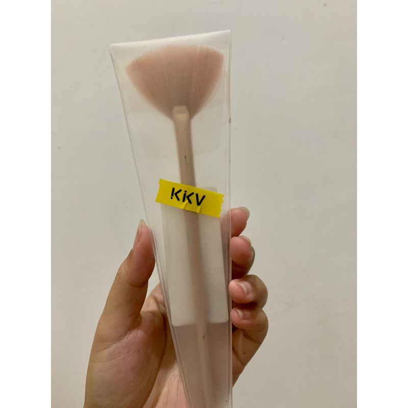 brush highlighter kkv