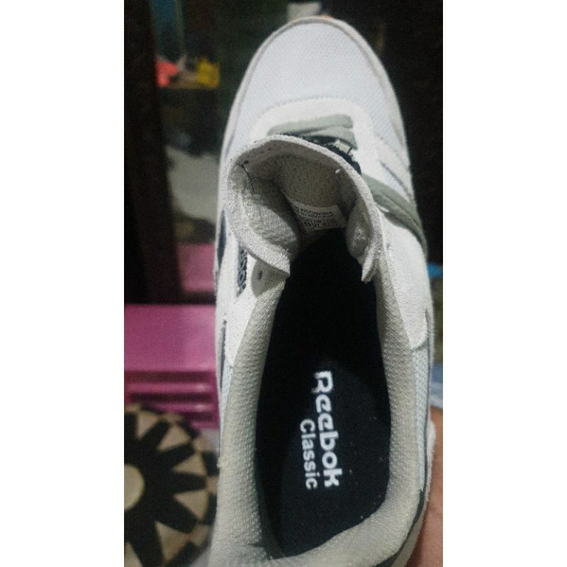 Sepatu running dan casual