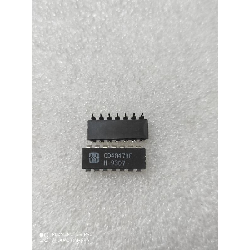 CD4047 ic dip