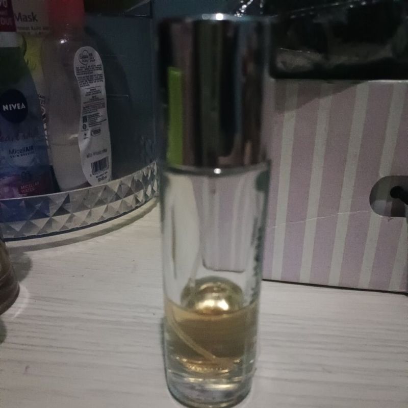 pemutih gigi