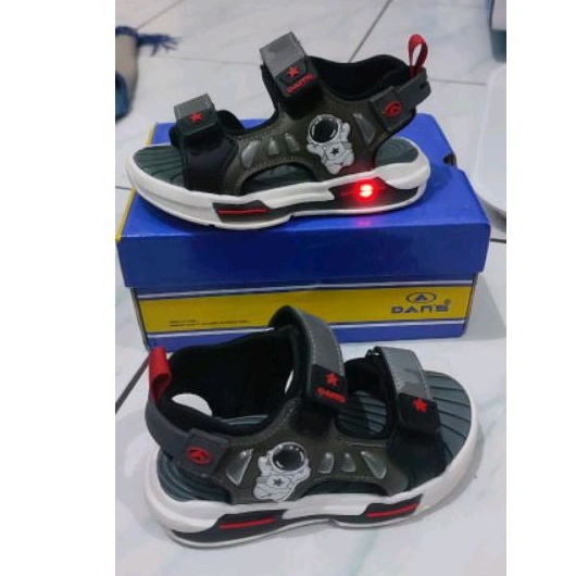 Sandal anak Dan's Yopher preloved size 23