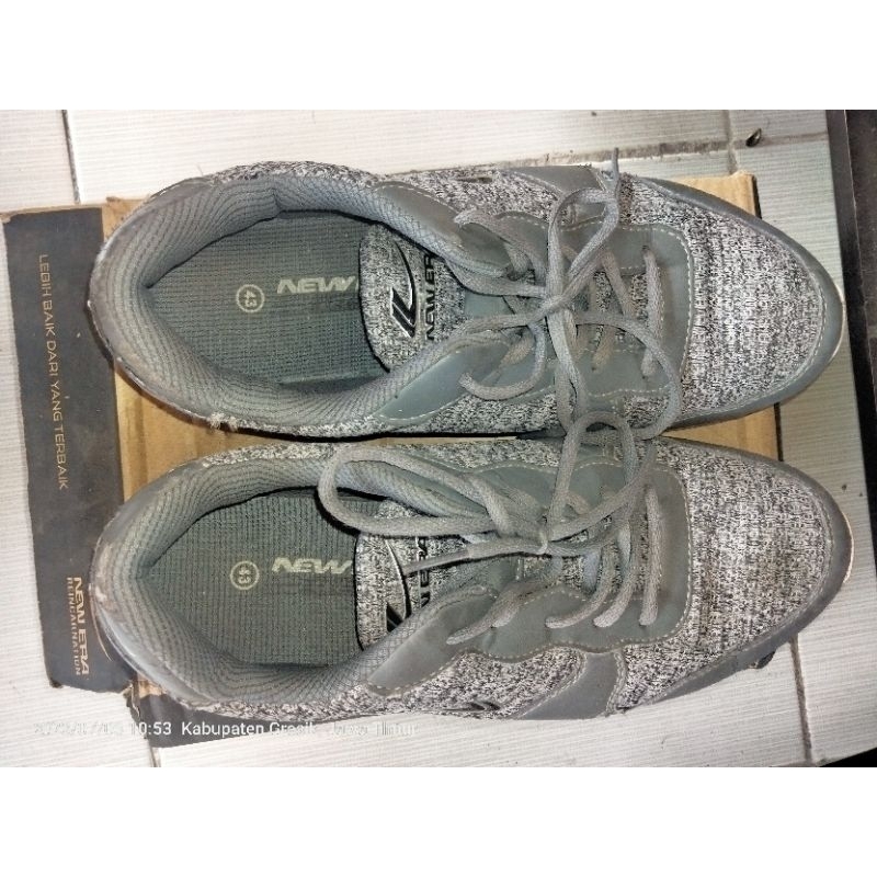 sepatu pria pernah pakai