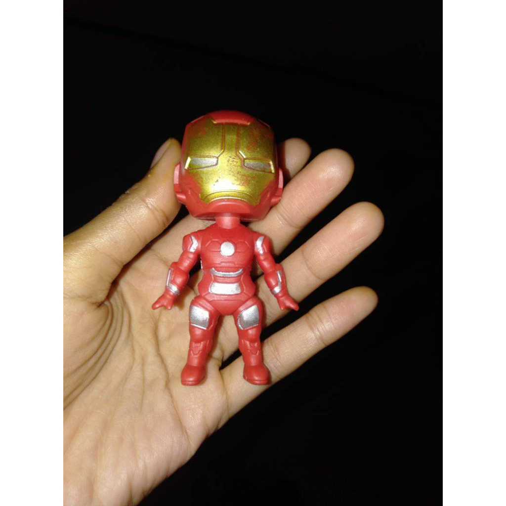 miniatur ultraman