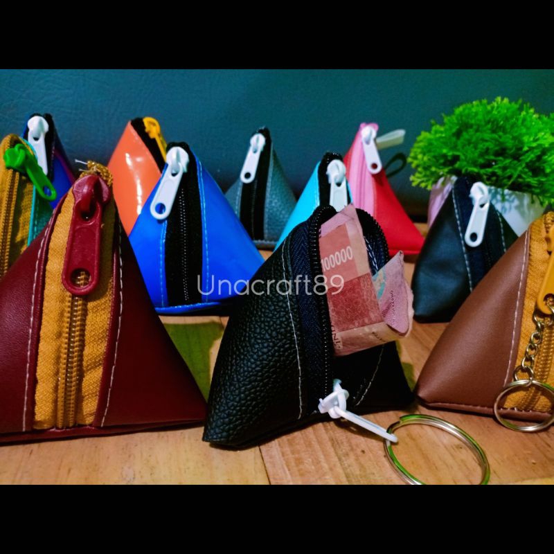 dompet segitiga pouch triagle vinyl