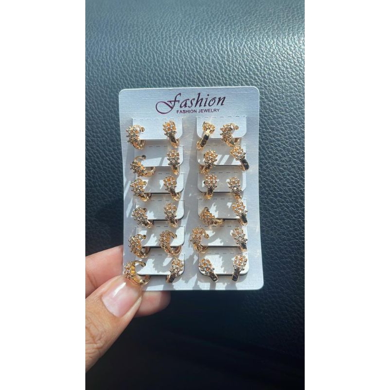 Anting klip bunga terbaru