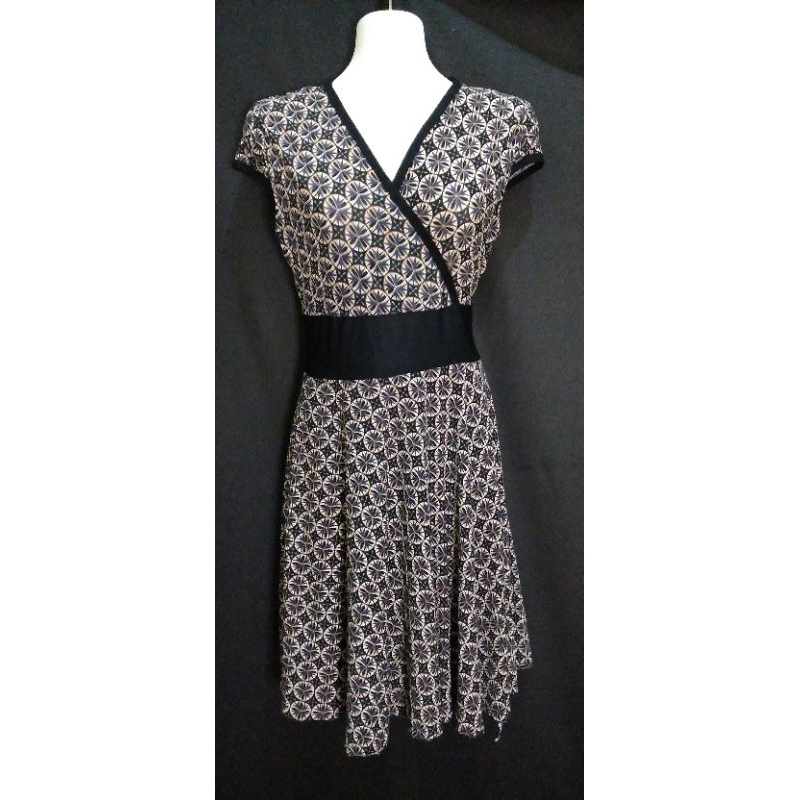 Dress Corak