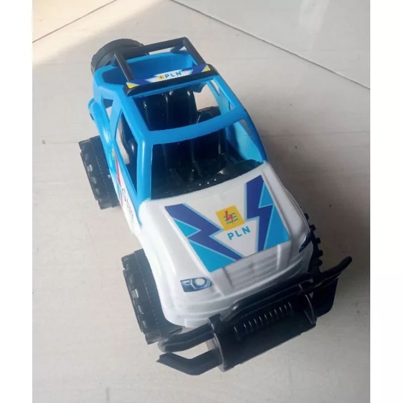 Mainan Mobil PLN Anak