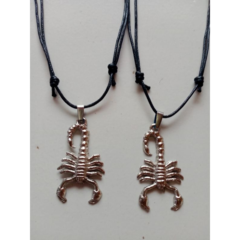 kalung scorpion