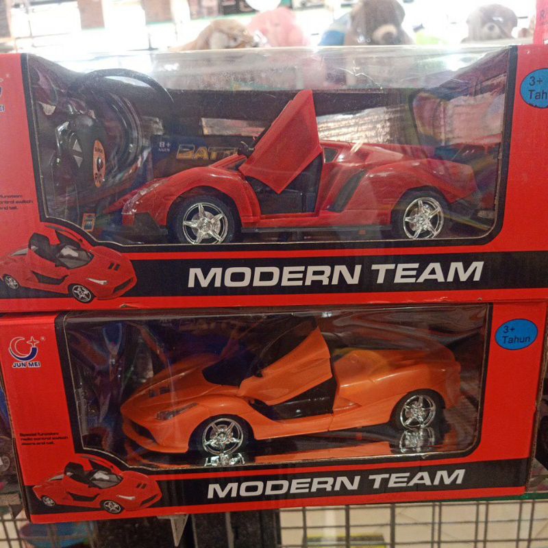 RC Modern team