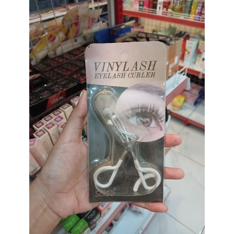 penjepit bulu mata