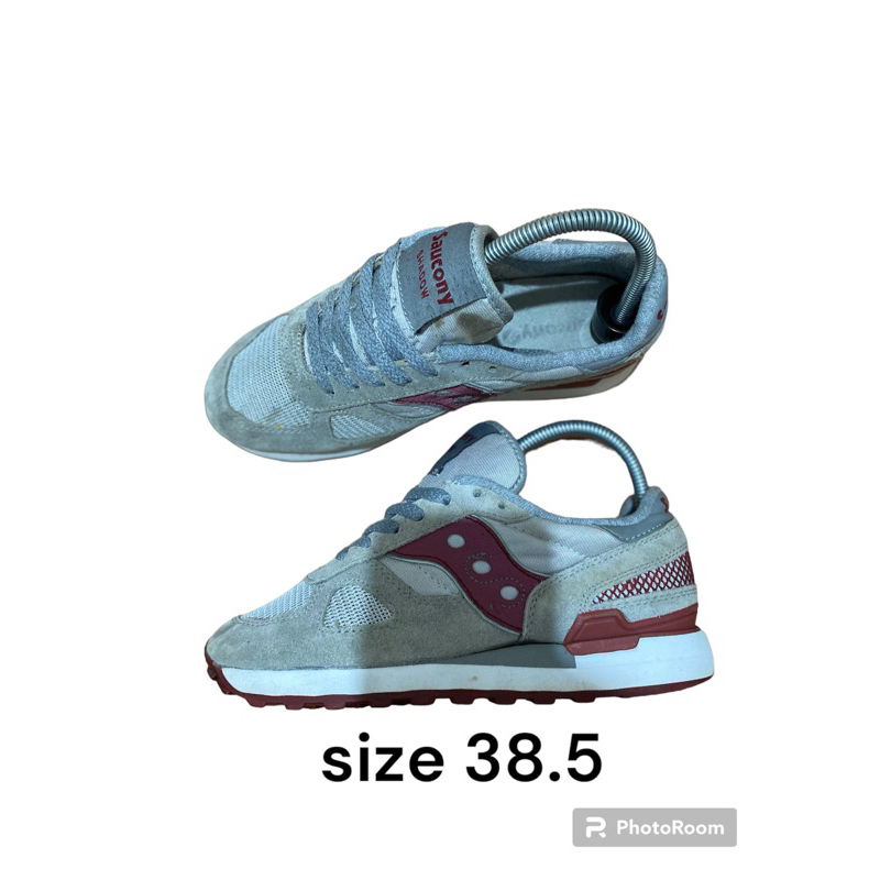 Sauc0ny Red  size 38.5