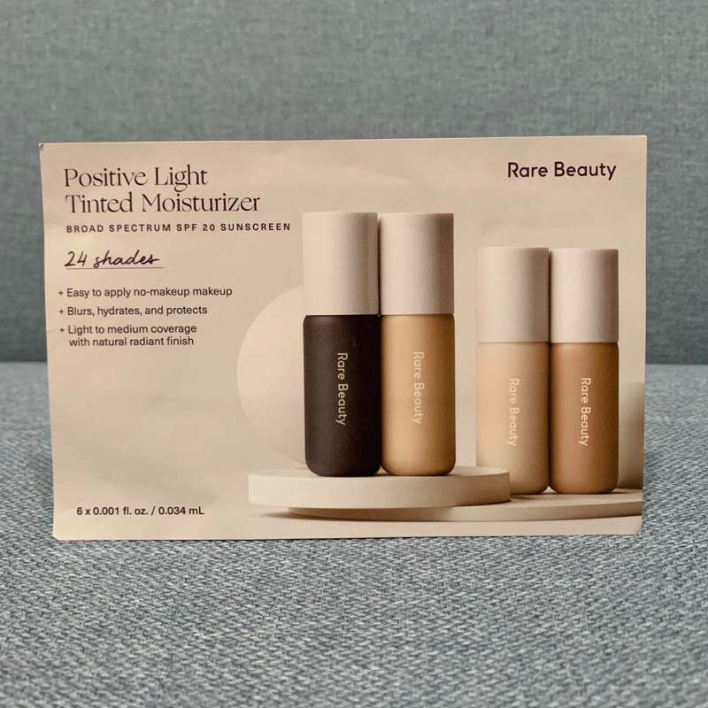 RARE BEAUTY Foundation / Concealer SAMPLE CARD