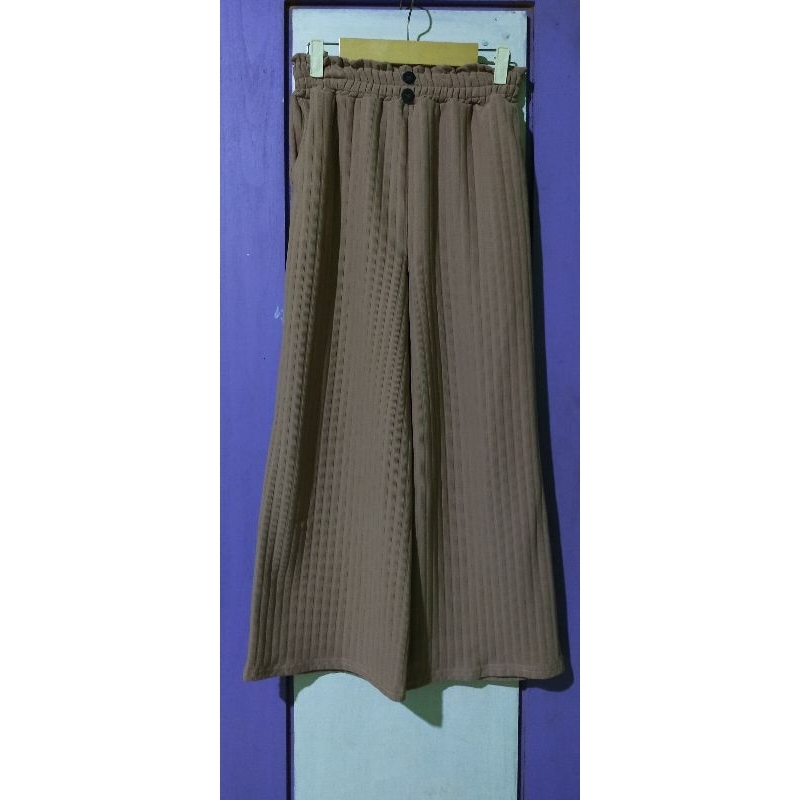 kulot knit hornet