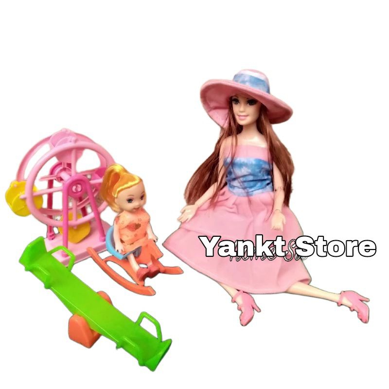 Boneka Boneka Dan Taman Bermain