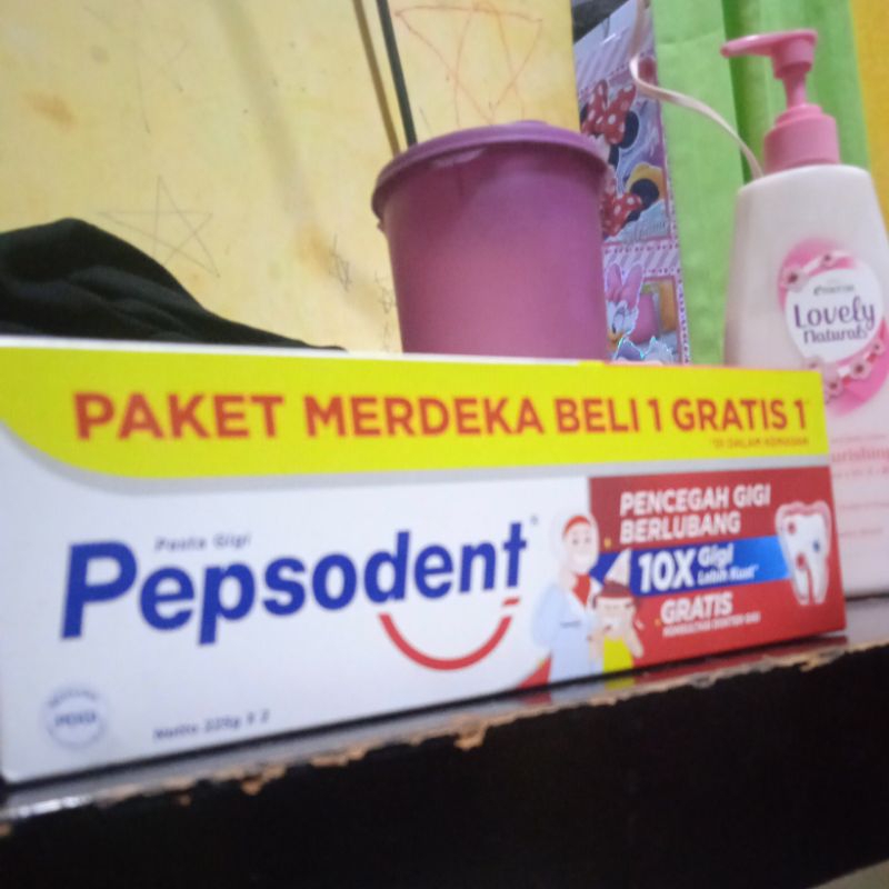 2 paket pepsodent 225gr