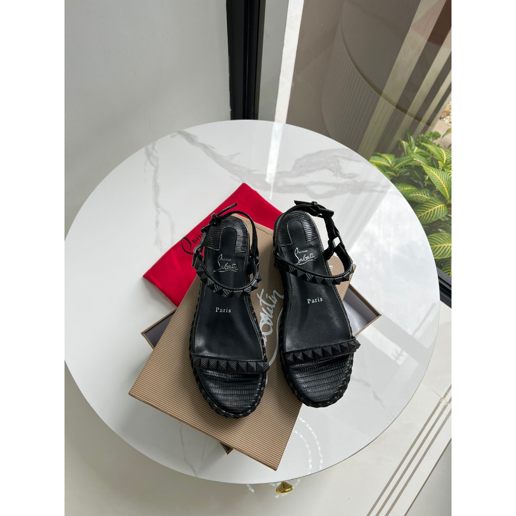 WEDGES CLOUB 150601-1