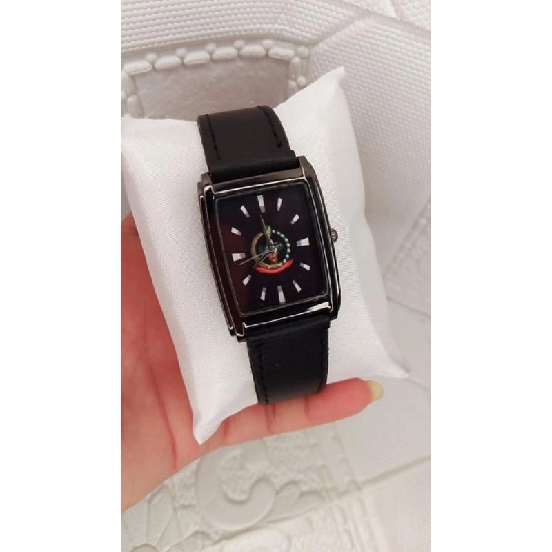 jam kotak tali kulit st