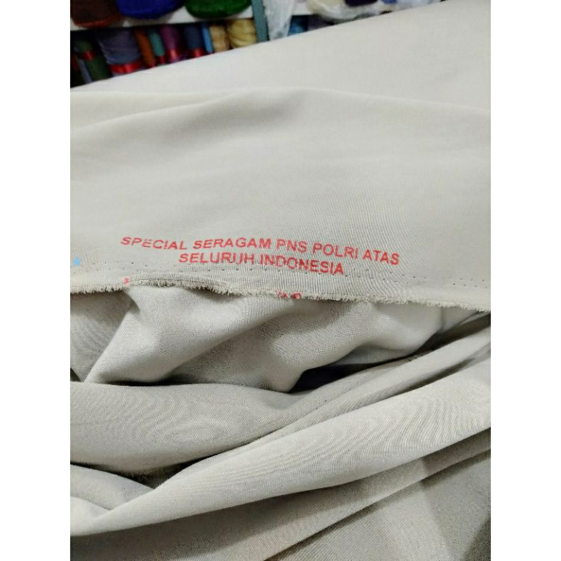 SERAGAM PNS POLRI