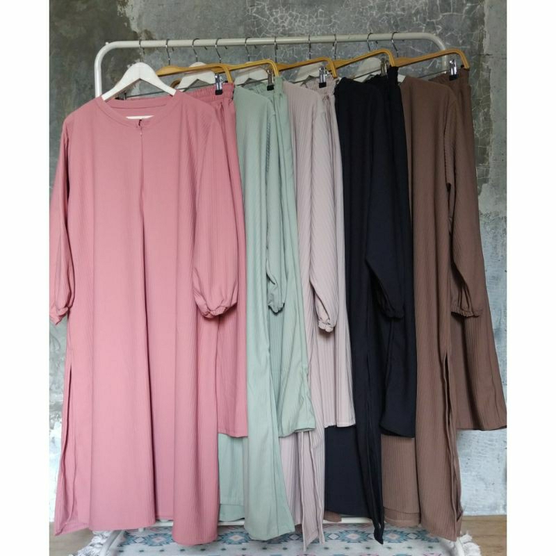 One set Nuha