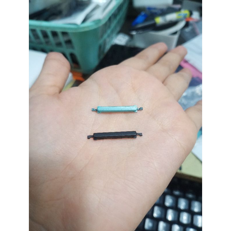 tombol luar volume realme c51