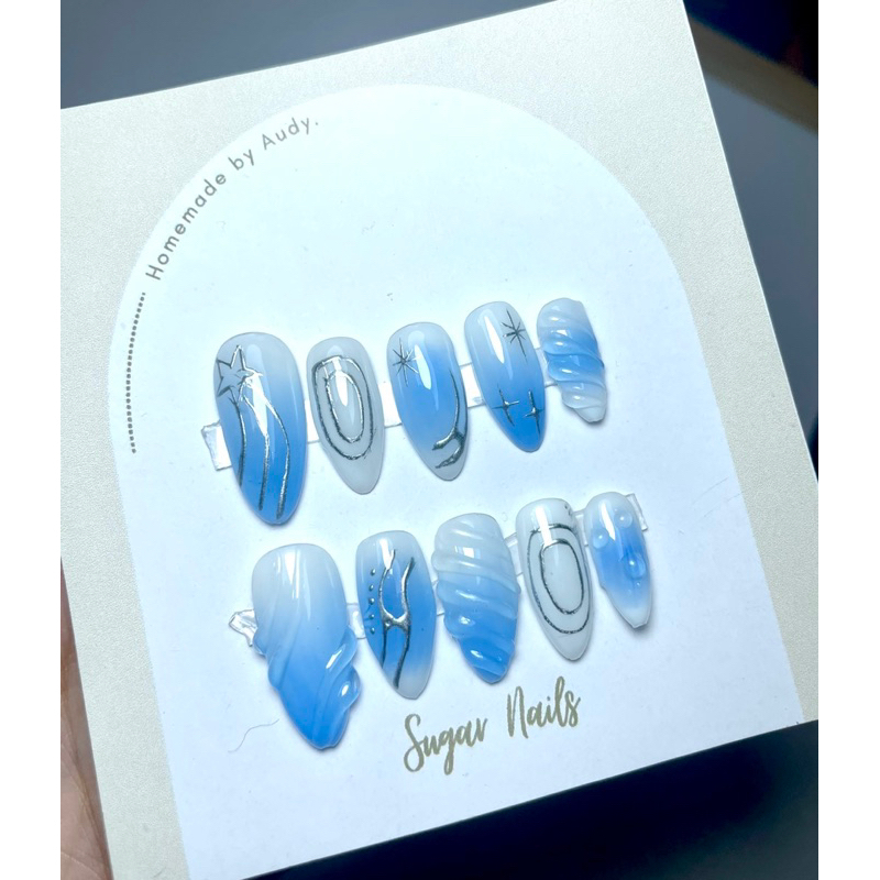 Press on nails