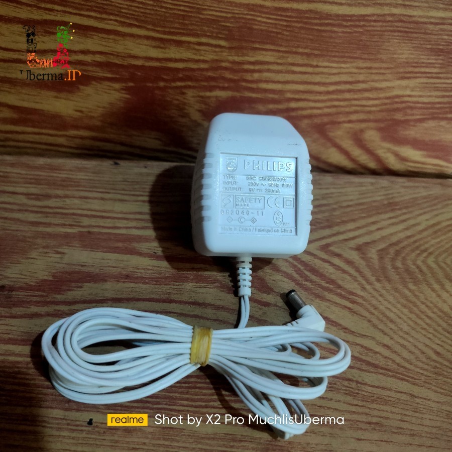 adaptor philips sbc cs0920/00w 9v 200mA adapter