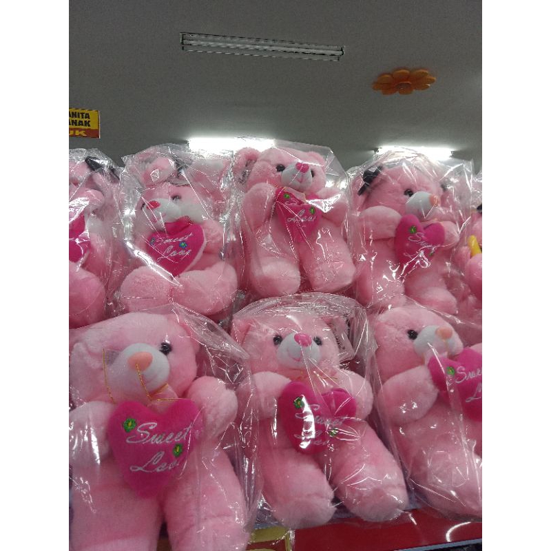 boneka beruang cantik