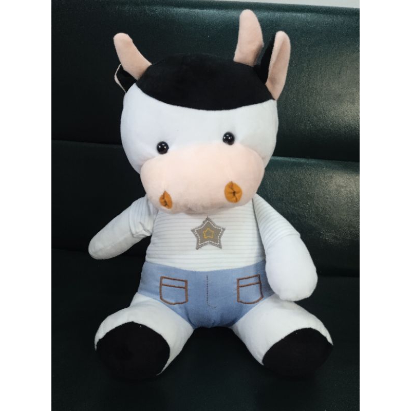 boneka sapi