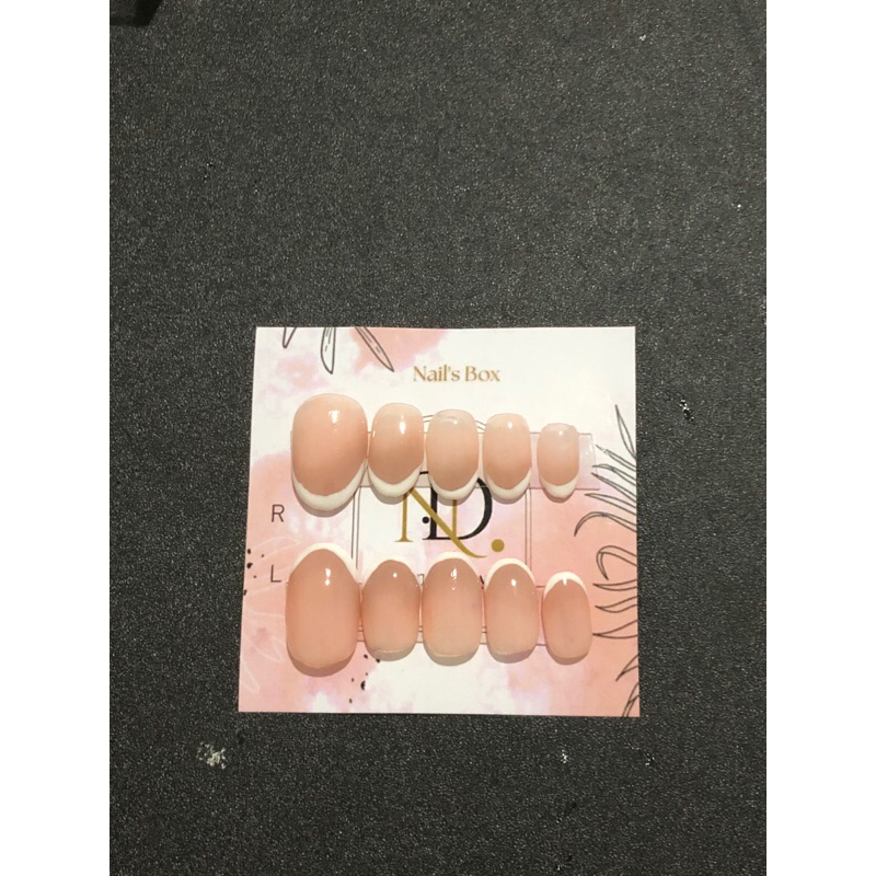 press on nails