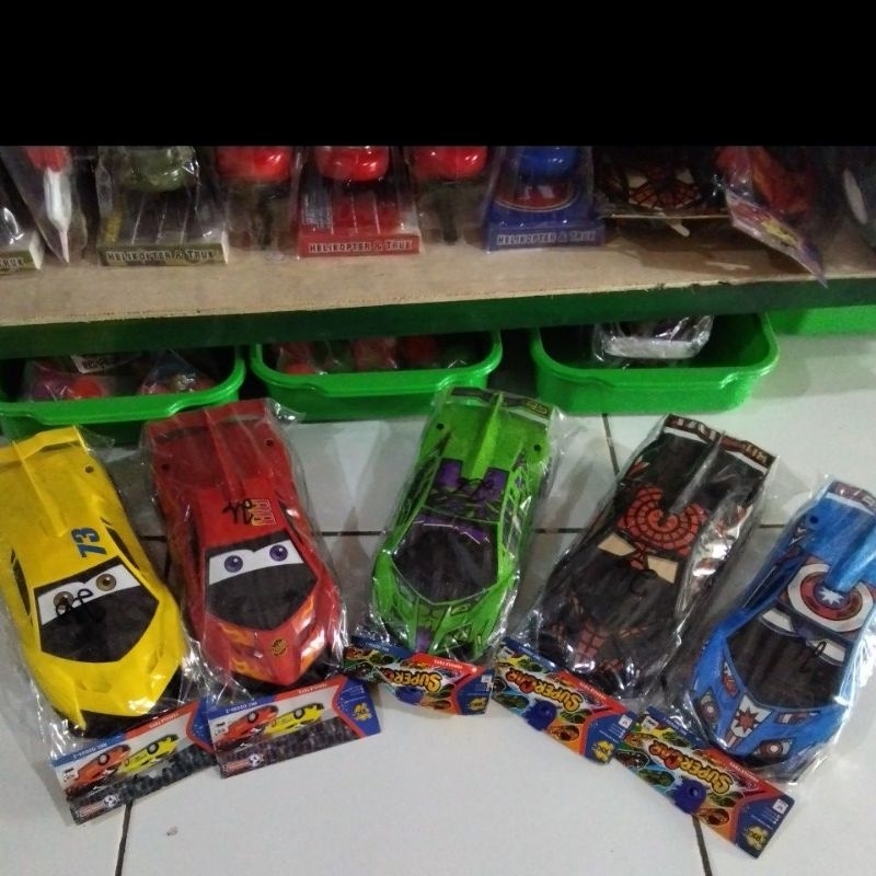 mobil mainan