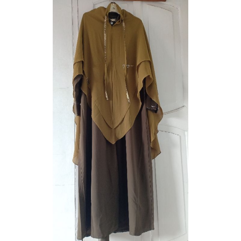 Set Abaya mix Bergo Bugio