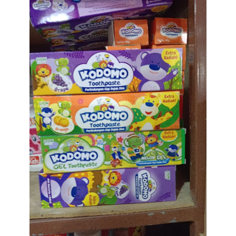 Kodomo pasta gigi (ston random)