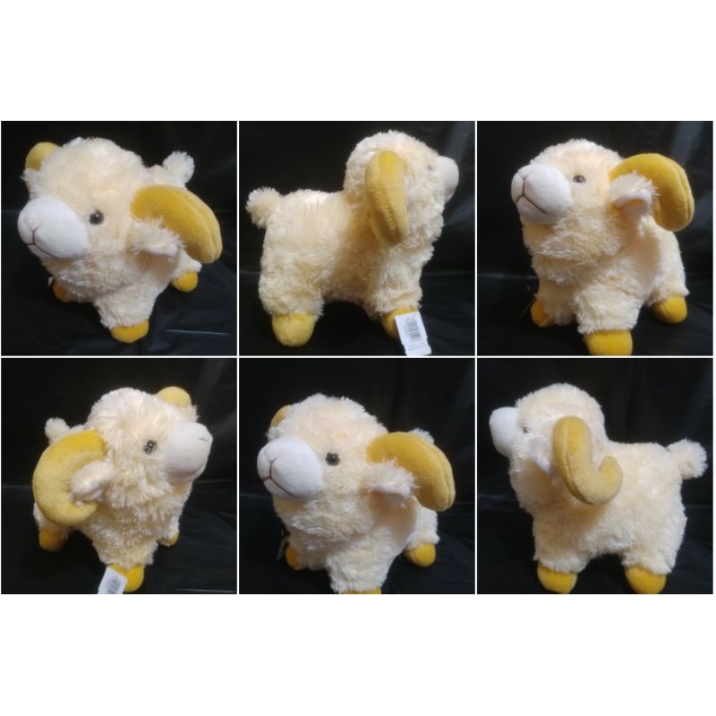 Boneka binatang domba lucu
