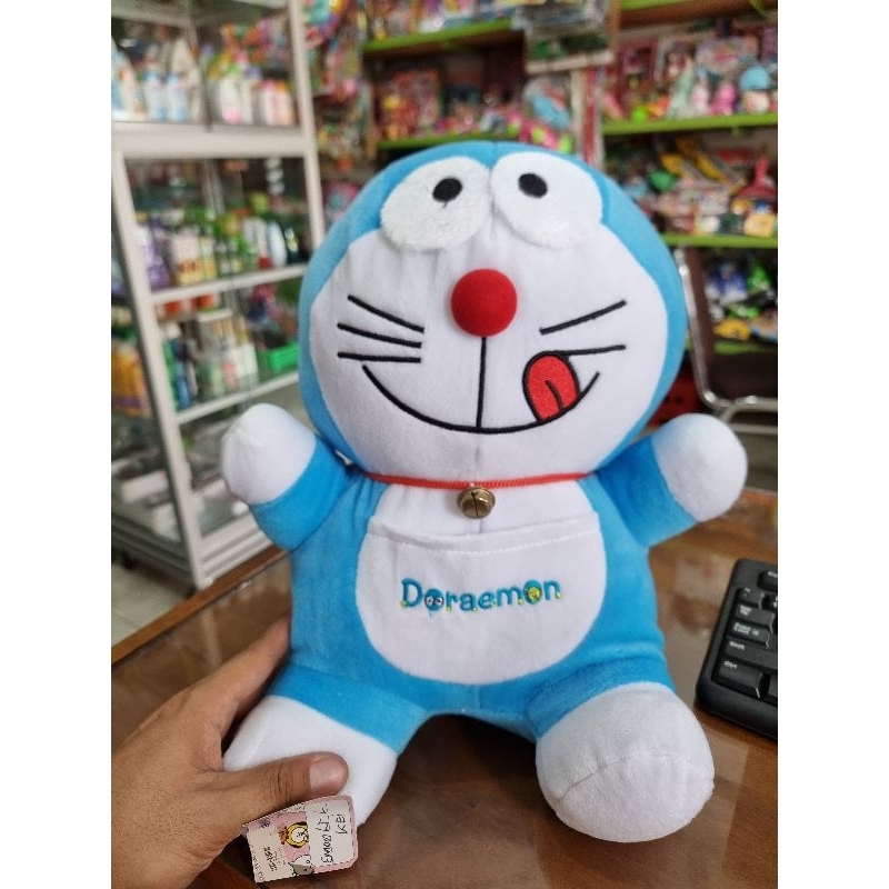 boneka doraemon L