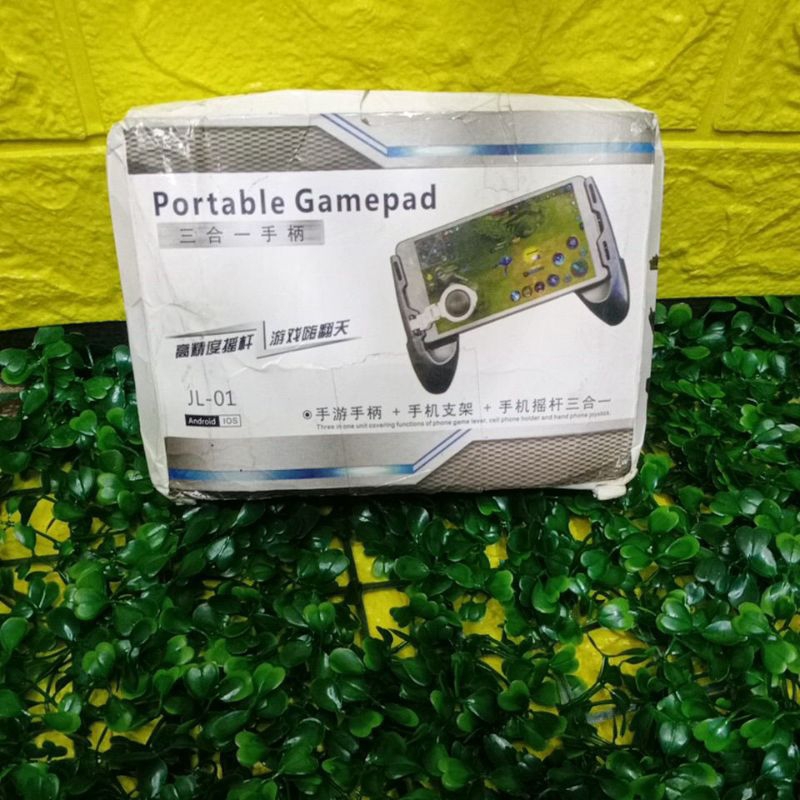 UNIVERSAL PORTABEK GAMEPAD