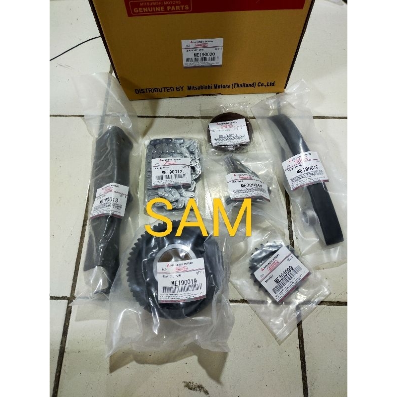 TIMING CHAIN SET TRITON 2.8 4M40