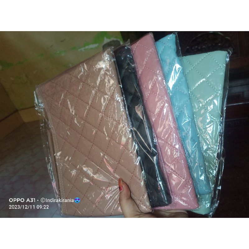 dompet cluth