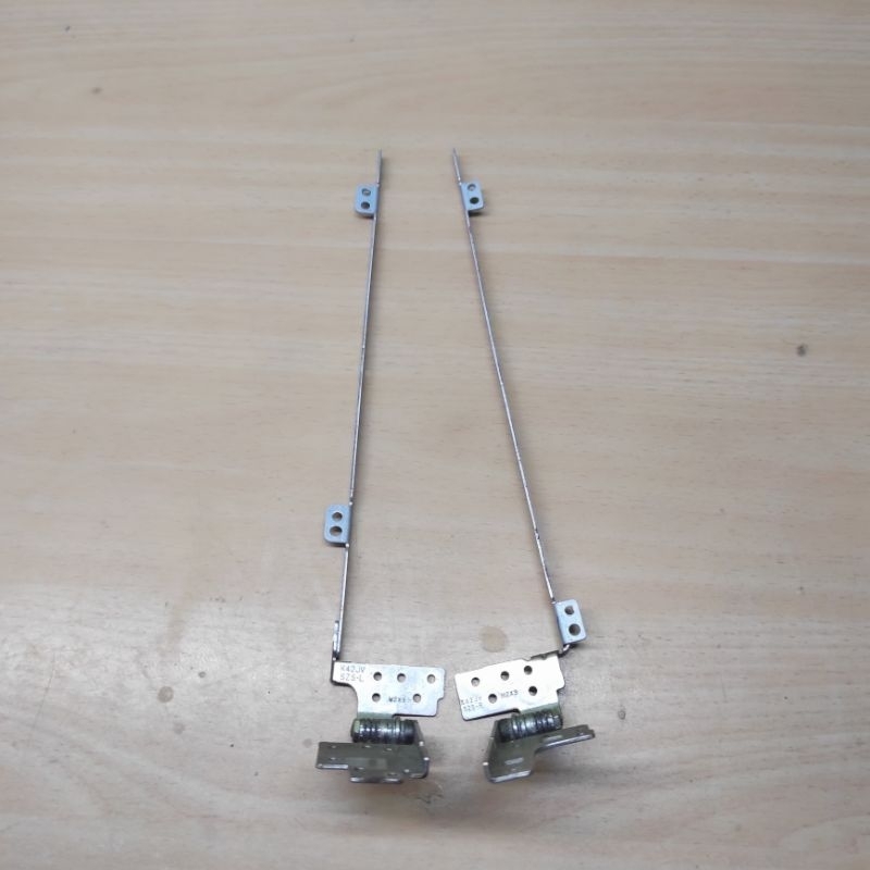 Engsel Hinge Laptop Asus X42D