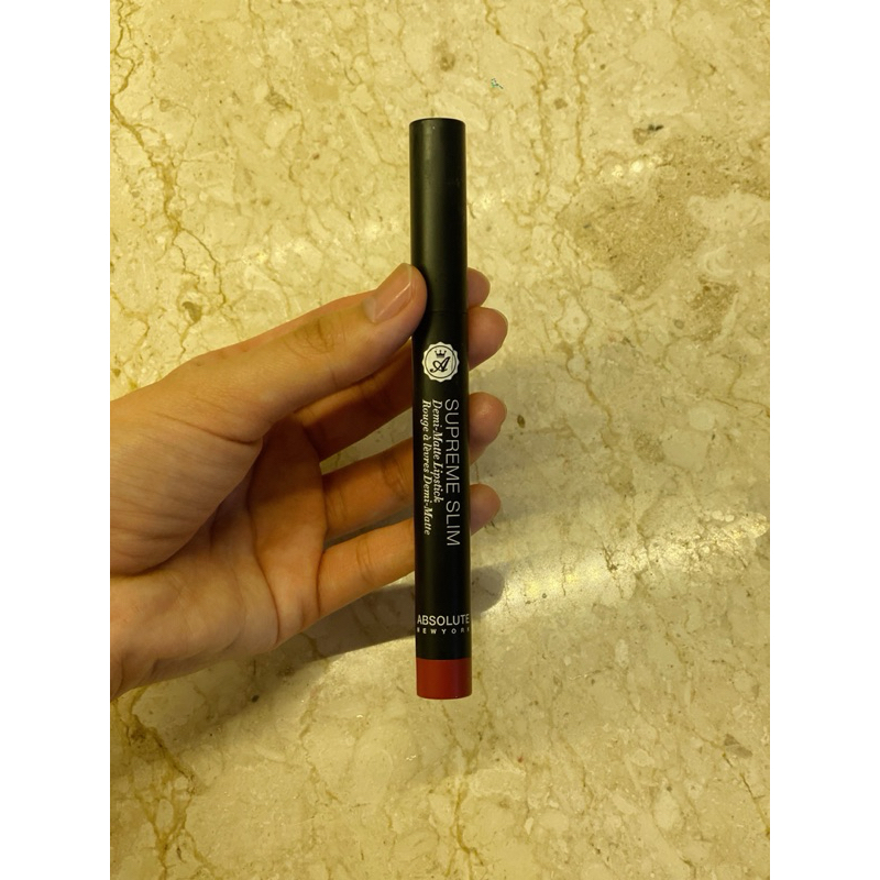 supreme slim matte lipstick