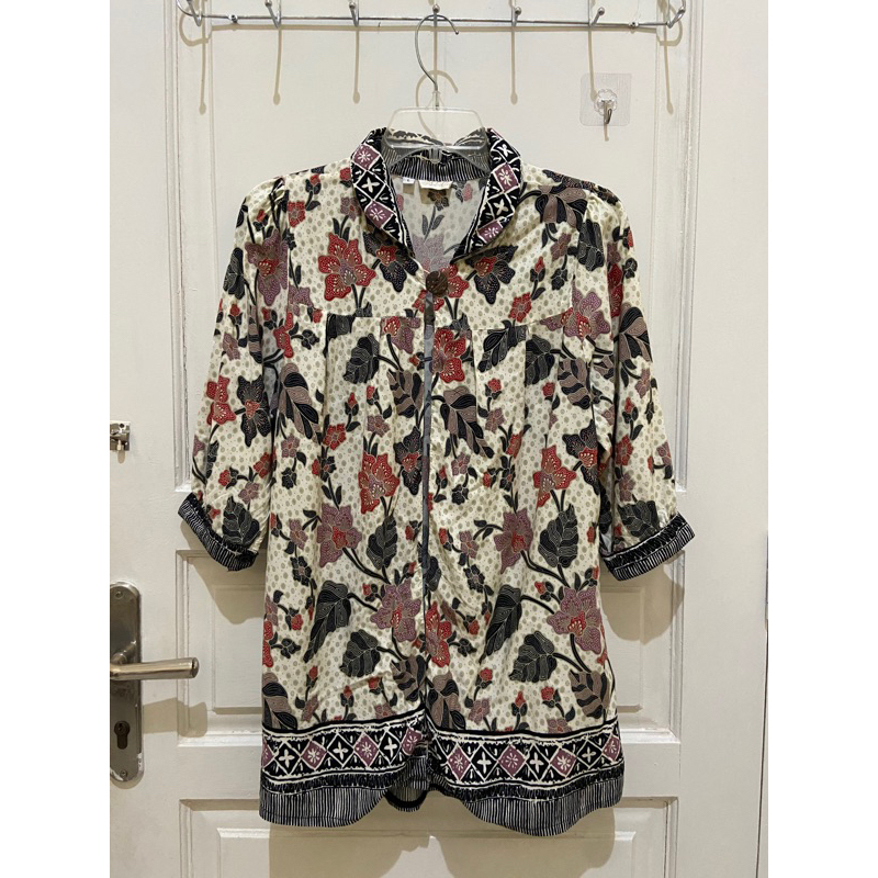Baju batik wanita preloved
