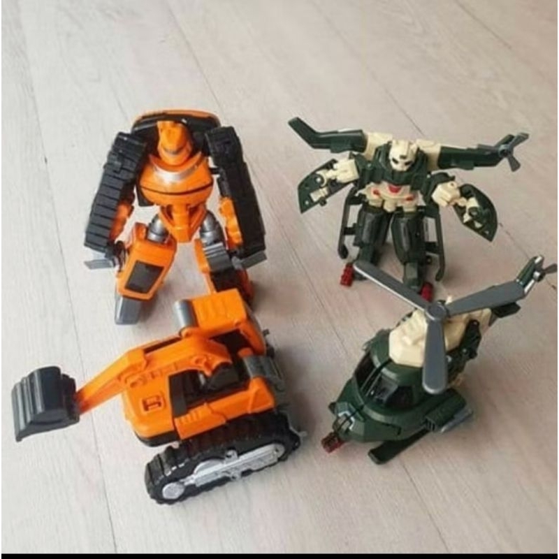 MAINAN ROBOT-KERETA ROBOT- ROBOT TRANSFORMER ALTHON
