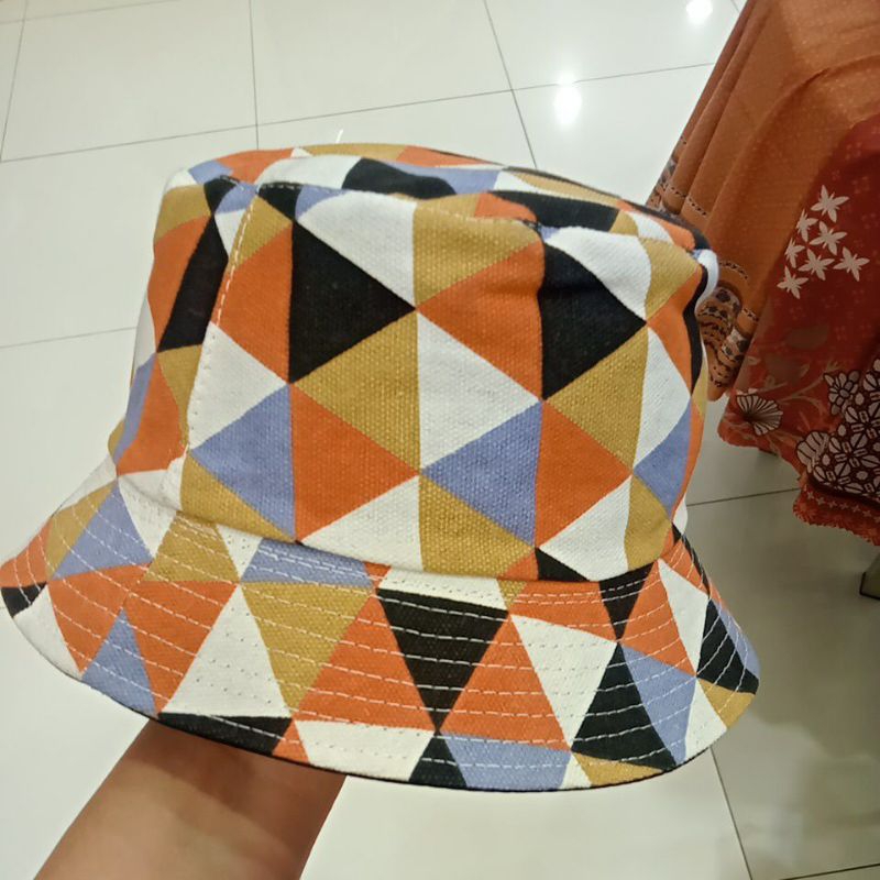 Topi Madonna