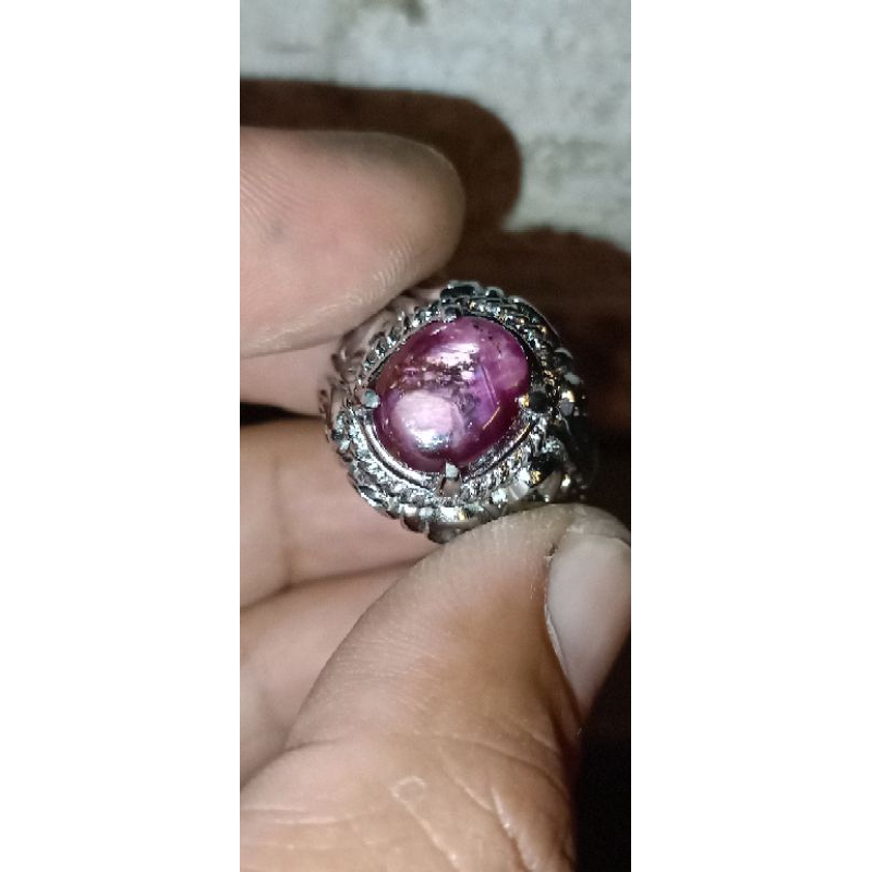 Natural Ruby Star antik