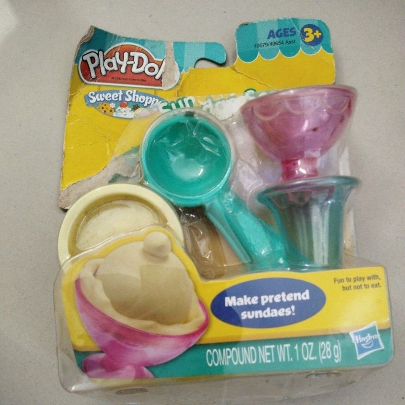 play-doh sundae scops