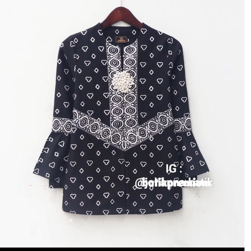 ATASAN BATIK CIREBON