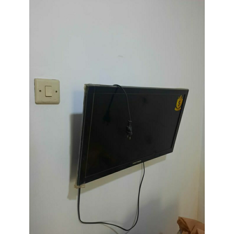 TV Polytron 20 Inch HD