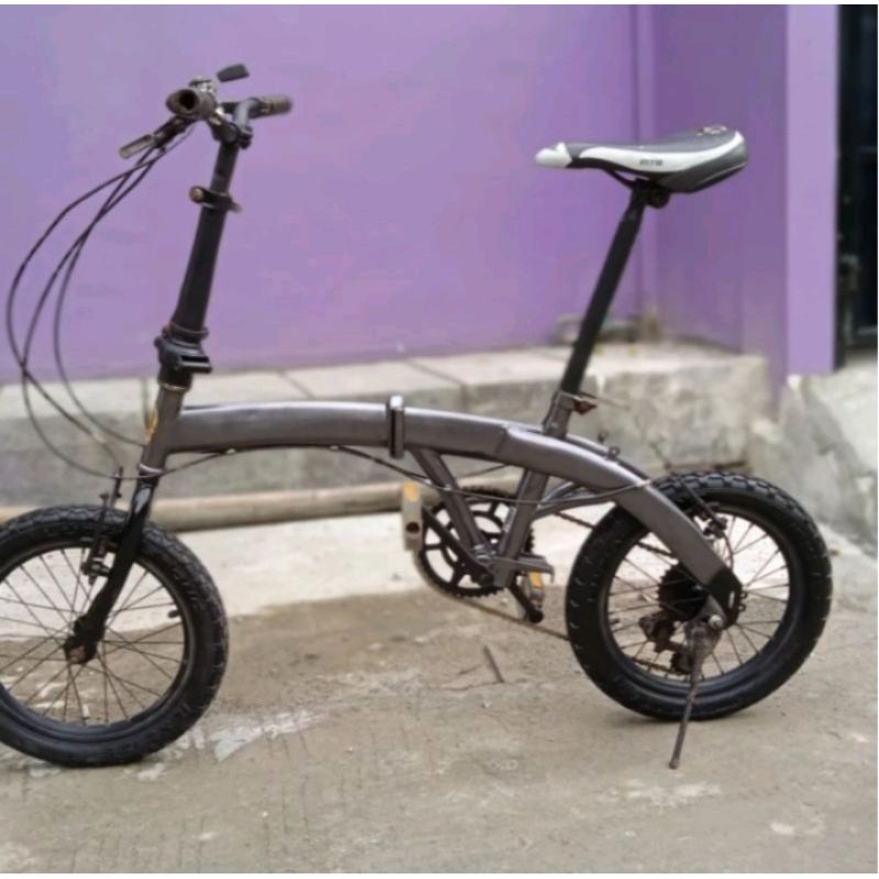 SEPEDA lipat